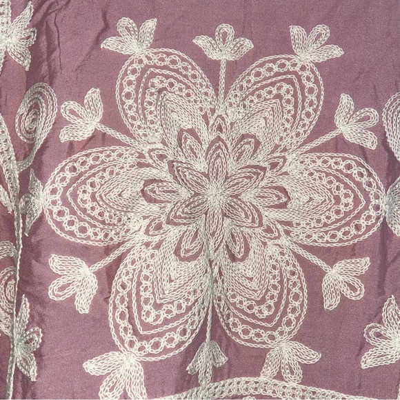 Kindred x Anthropologie Pink Floral Heavily Embroidered Bell Sleeve Top Sz Small - Picture 4 of 5